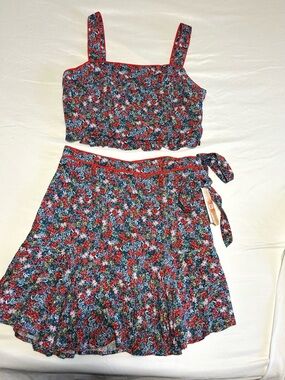 Gianni Bini Juniors Red Multi Floral Tank & Tie-Waist Skirt Set